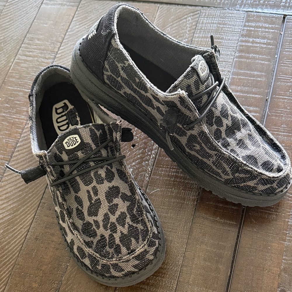 Hey Dude Women's Slip-On Flats in Gray Leopard Print